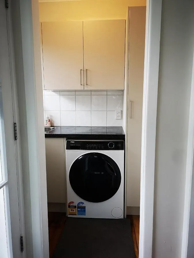 Cheerful 4 Bedroom Holiday Home Rotorua
