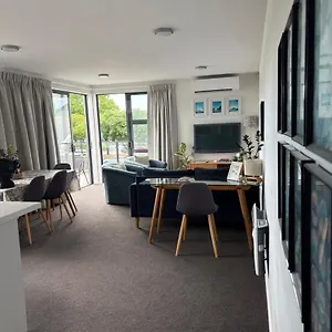  Apartment Bealey Avenue Apartment, 2 Bedroom Apartment, New Zealand